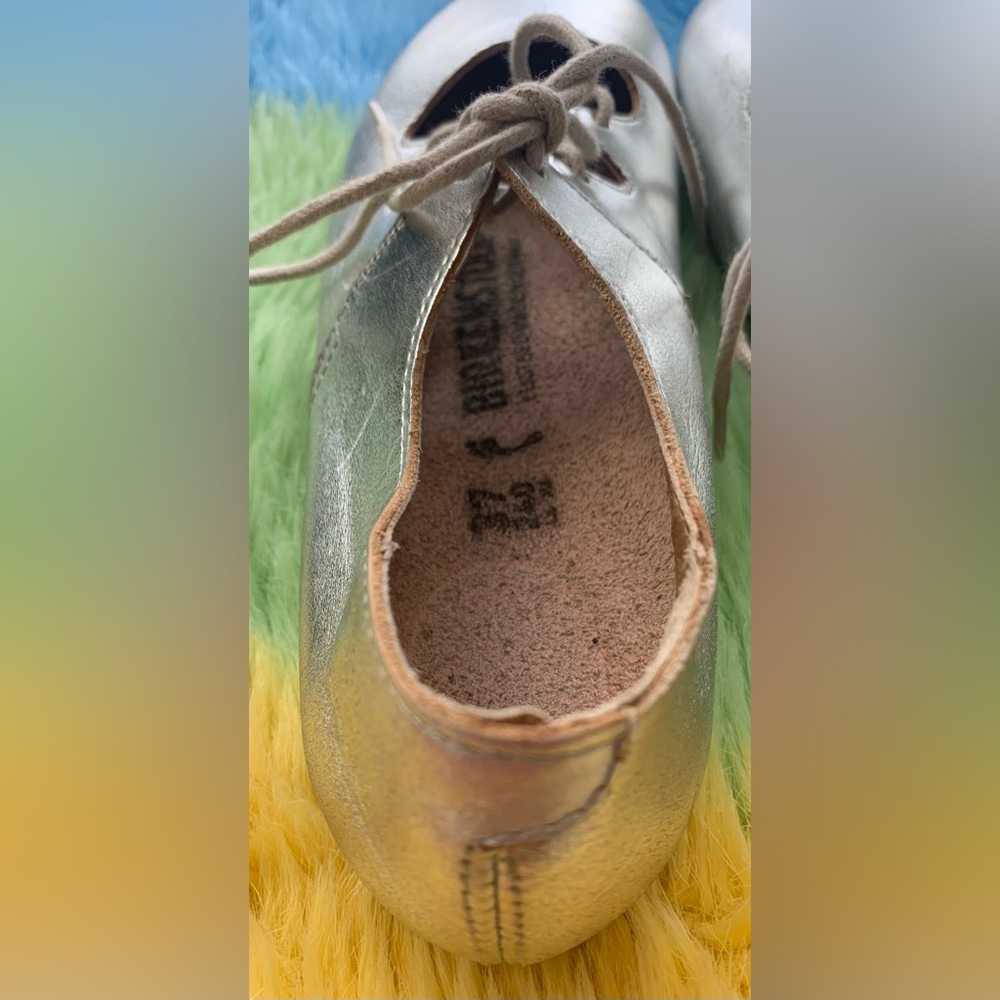 Excellent Condition Pre-Owned, Birkenstock Rye Silver Leather Ballet Flats, Sz 6 - Picture 4 of 9